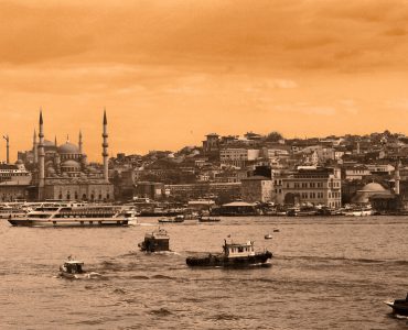 İslamiyet Ayrı Mezhep Ayrı Değildir