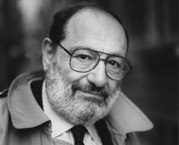 Yazar Umberto Eco