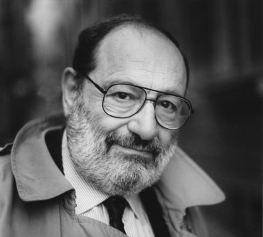 Yazar Umberto Eco
