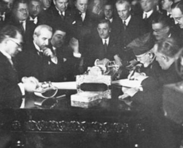 Lozan'a atfedilen kutsiyet